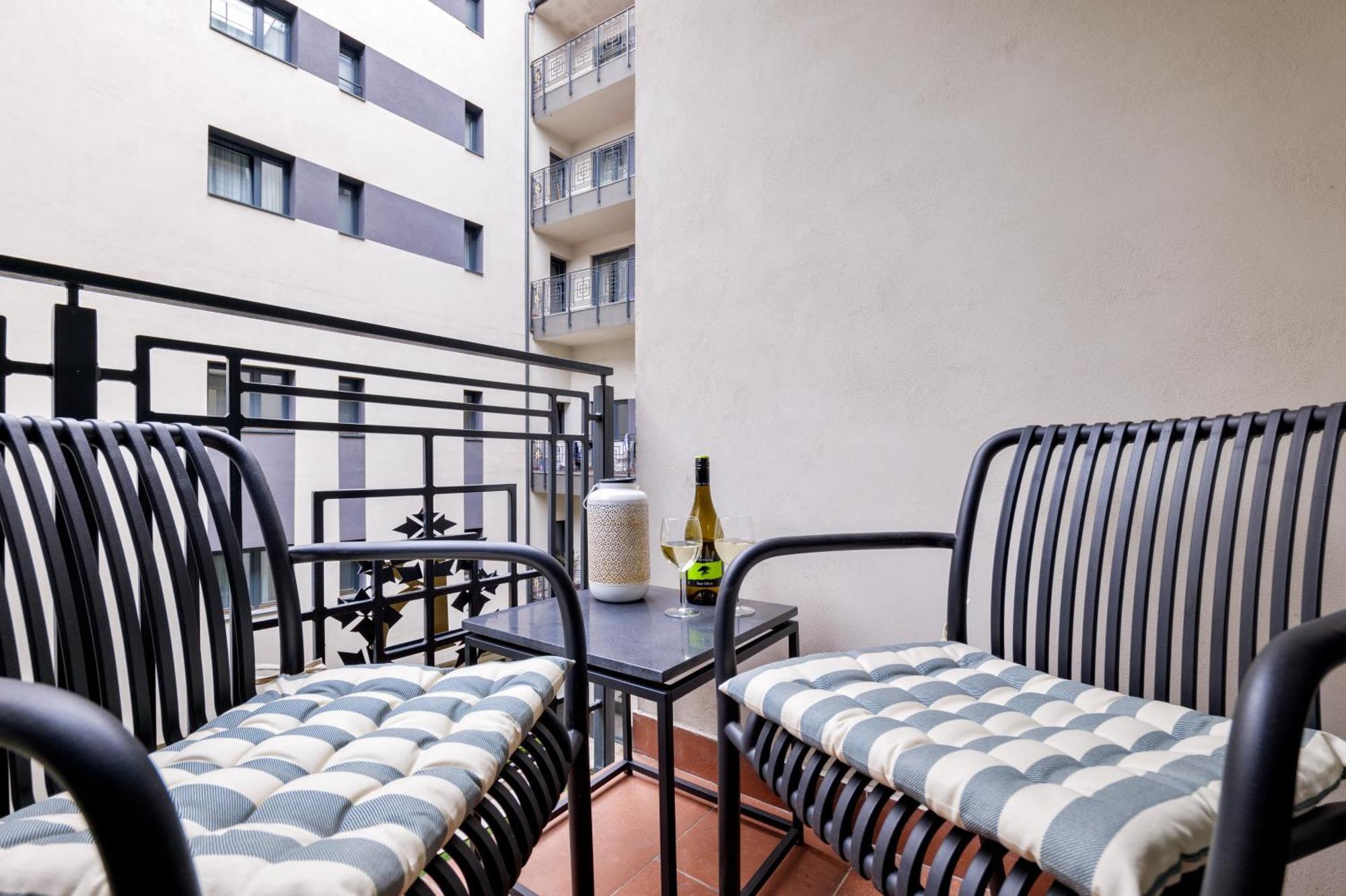 Rames-Cosmo Downtown Apartment With Rooftop Pool Budapest Exterior photo